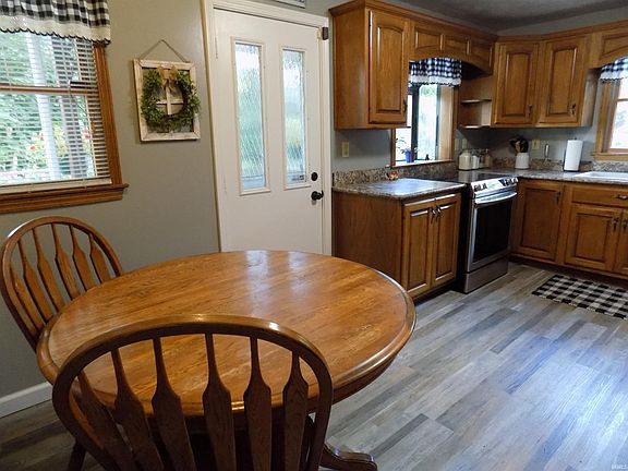 3rd image of 60935 County Road 13