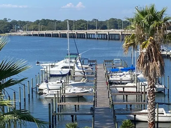 Landings of Pensacola, 665 Palomar Dr #23, Pensacola, FL 32507