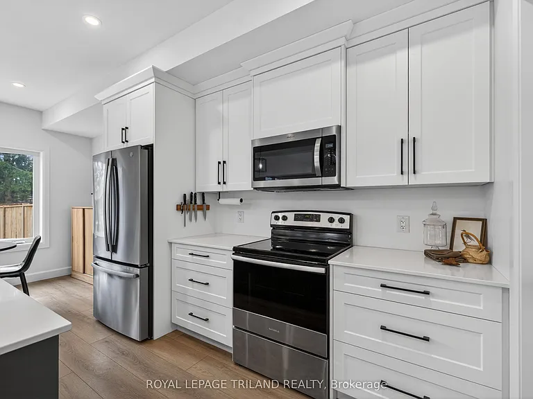 51253 Ashton St — Photo 12