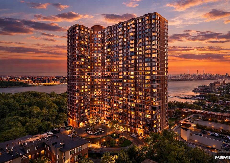 1st image of 100 Old Palisade Rd APT 1510