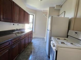 460 Warburton Ave, Yonkers, NY 10701