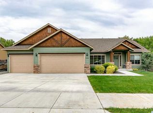 5204 W 28th Ave, Kennewick, WA