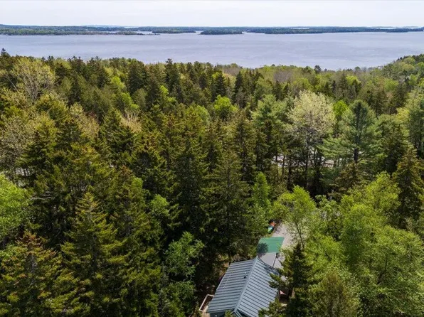 4 Stone Drive, Northport, ME 04849