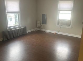 28 Maple St #28B, Somerville, NJ 08876