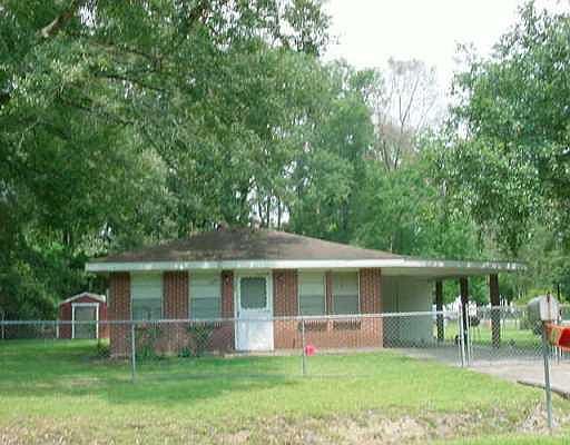 1st image of 562 Magnolia St