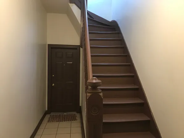 653 York Ave #1, Saint Paul, MN 55106