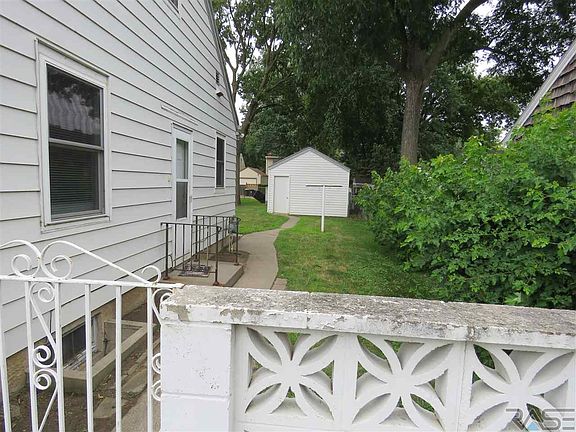 3rd image of 1725 S 7th Ave