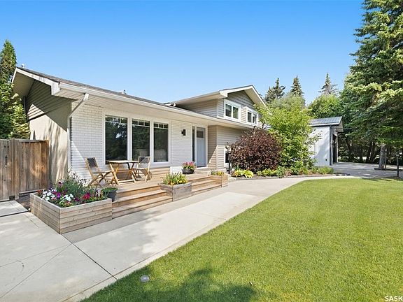 5th image of 35 Ridgedale BAY