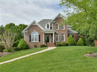 3545 Burnley Dr, Clemmons, NC 27012