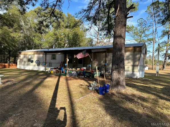 1354 River Road, Samson, AL 36477
