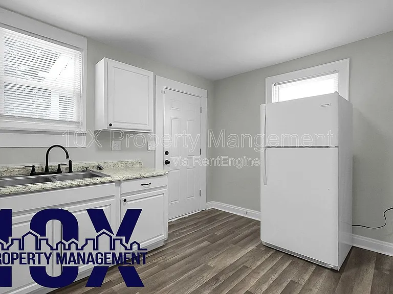 864 Fairwood Ave — Photo 11