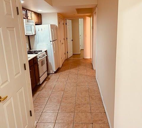 2nd image of 115 Logan Ave APT 1