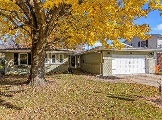 328 Linden Ln, Mattoon, IL 61938