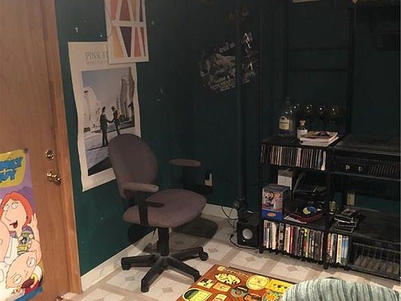 5th image of 94 Tampa Dr