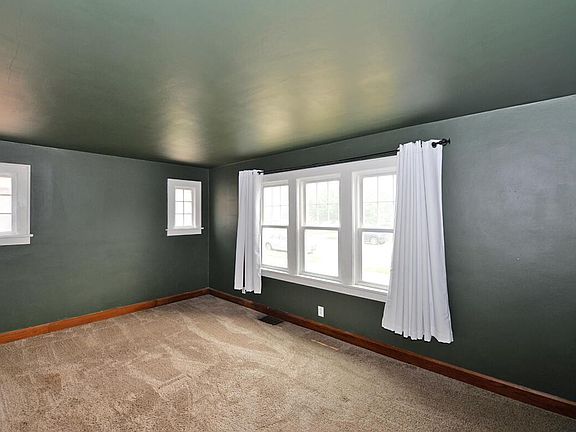 4th image of 2906 Green STREET