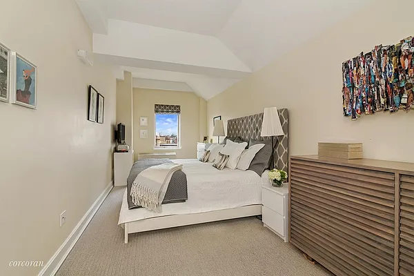 Sold by Corcoran | media 24