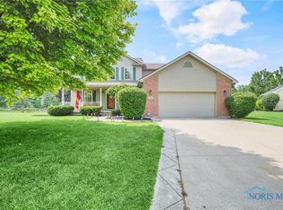 7812 Ginger Gold Dr, Holland, OH
