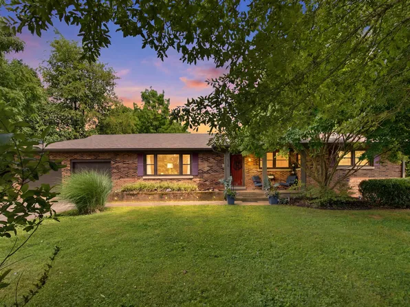 130 Gaybourne Way, Versailles, KY 40383