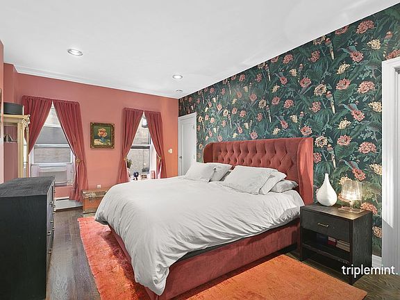 5th image of 238 E Houston St Unit 4E