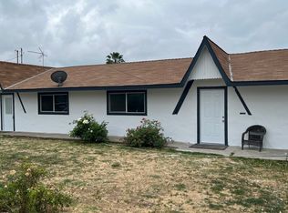 577 E Naranjo Blvd #1, Woodlake, CA 93286