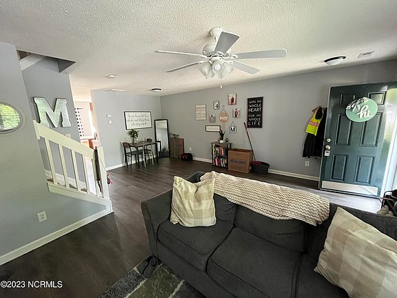2nd image of 1117 Oak Blossom Way