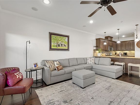 3rd image of 3216 Casita Ct