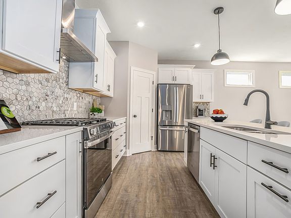 6th image of this home