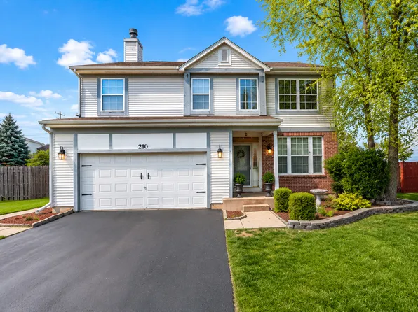 210 Balmoral Ct, Glendale Heights, IL 60139