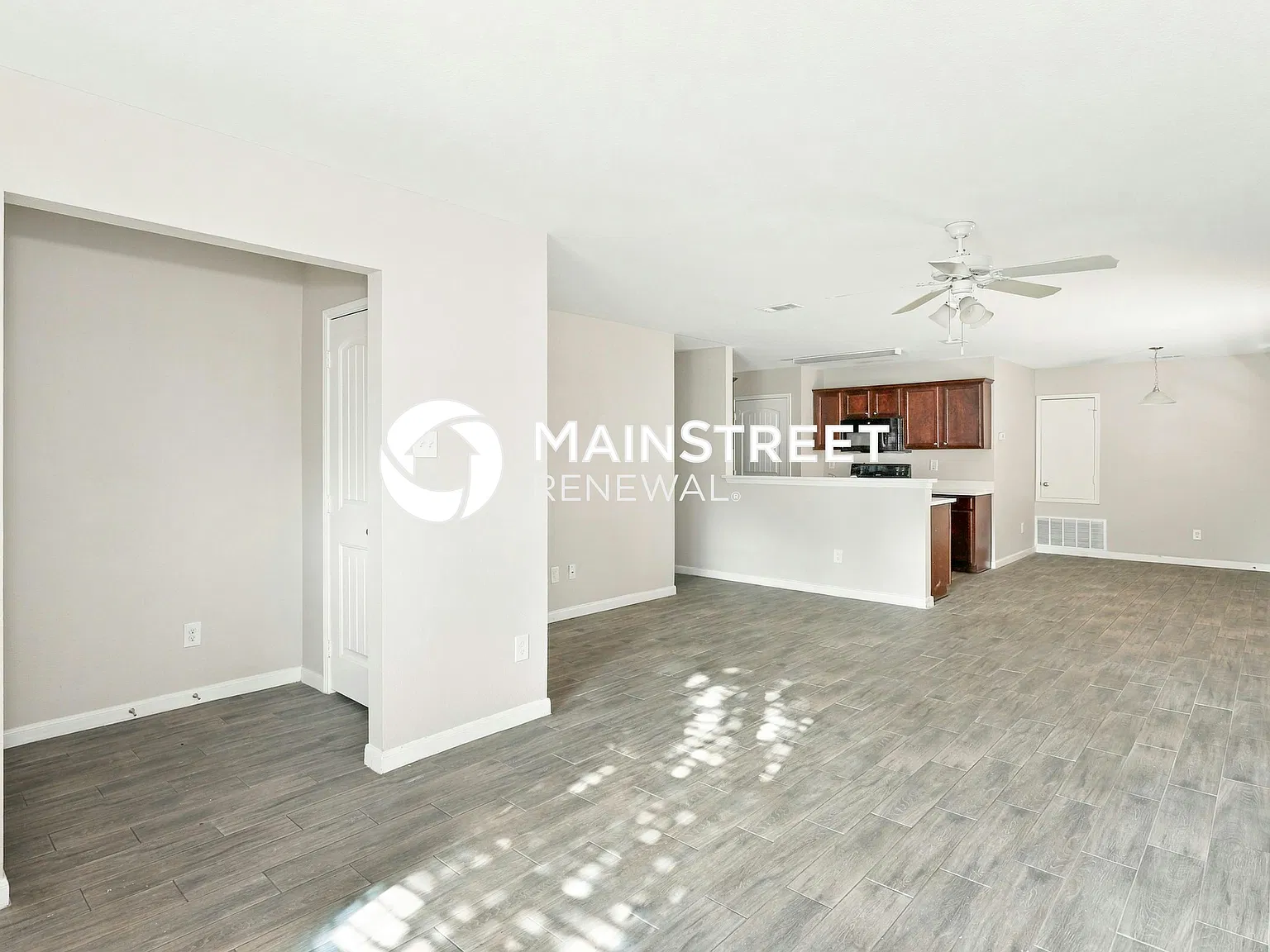5016 Spoon Drift Dr — Photo 4