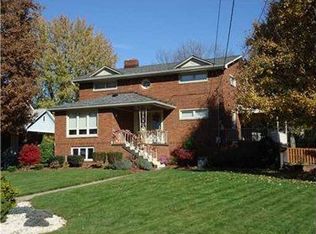 237 Laurel Dr, Greensburg, PA 15601
