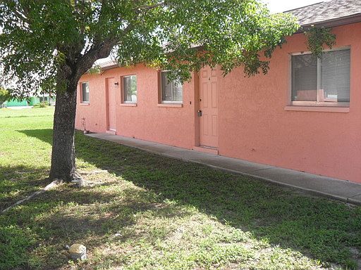 1st image of 137 SE 12th Ter #4