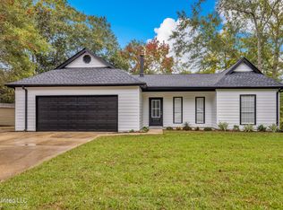 1528 Barracuda Dr, Gautier, MS 39553