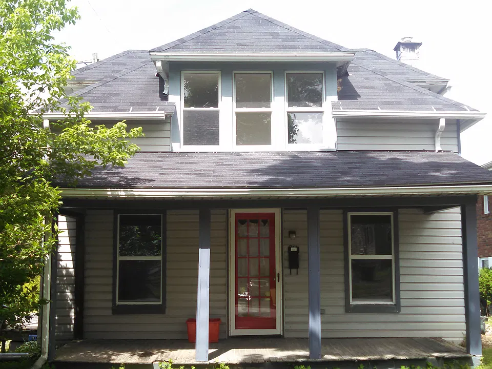 811 Walnut St