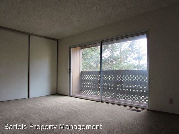 5th image of 510 Chabre Ct