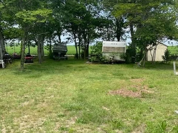 18 Mussel Ct, Horntown, VA 23395