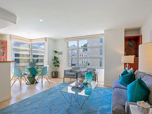 5th image of 1800 Washington St APT 916