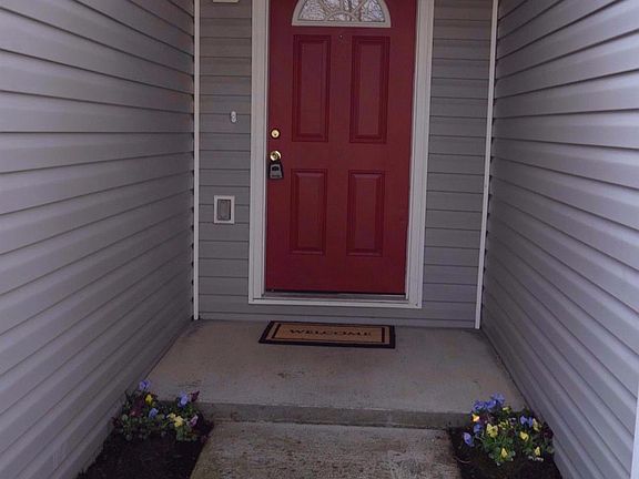 5th image of 702 Cottonwood Dr