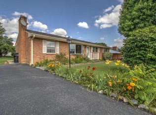 5717 Capito St, Roanoke, VA 24019
