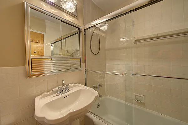 Sold by Akam Sales and Brokerage | media 9