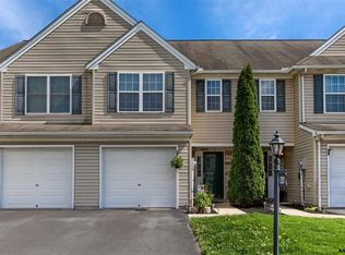 320 Fisher Dr, York, PA 17404