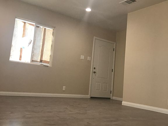 5th image of 1409 Cypress Dr