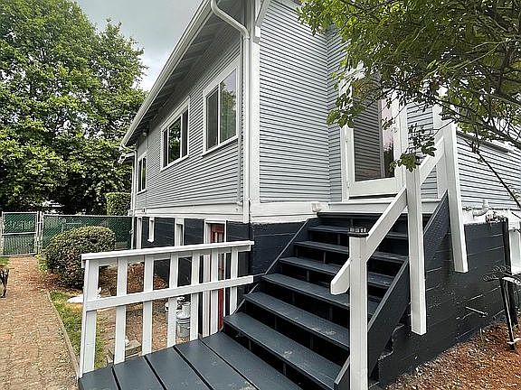 2nd image of 821 S Trenton St #A