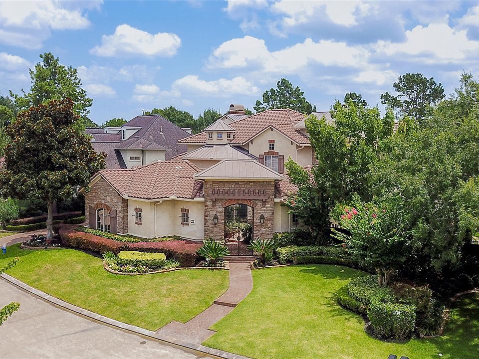 1st image of 3211 Rosemary Park Ln
