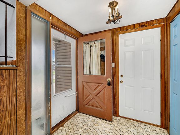 4th image of 15143 Las Flores Ln