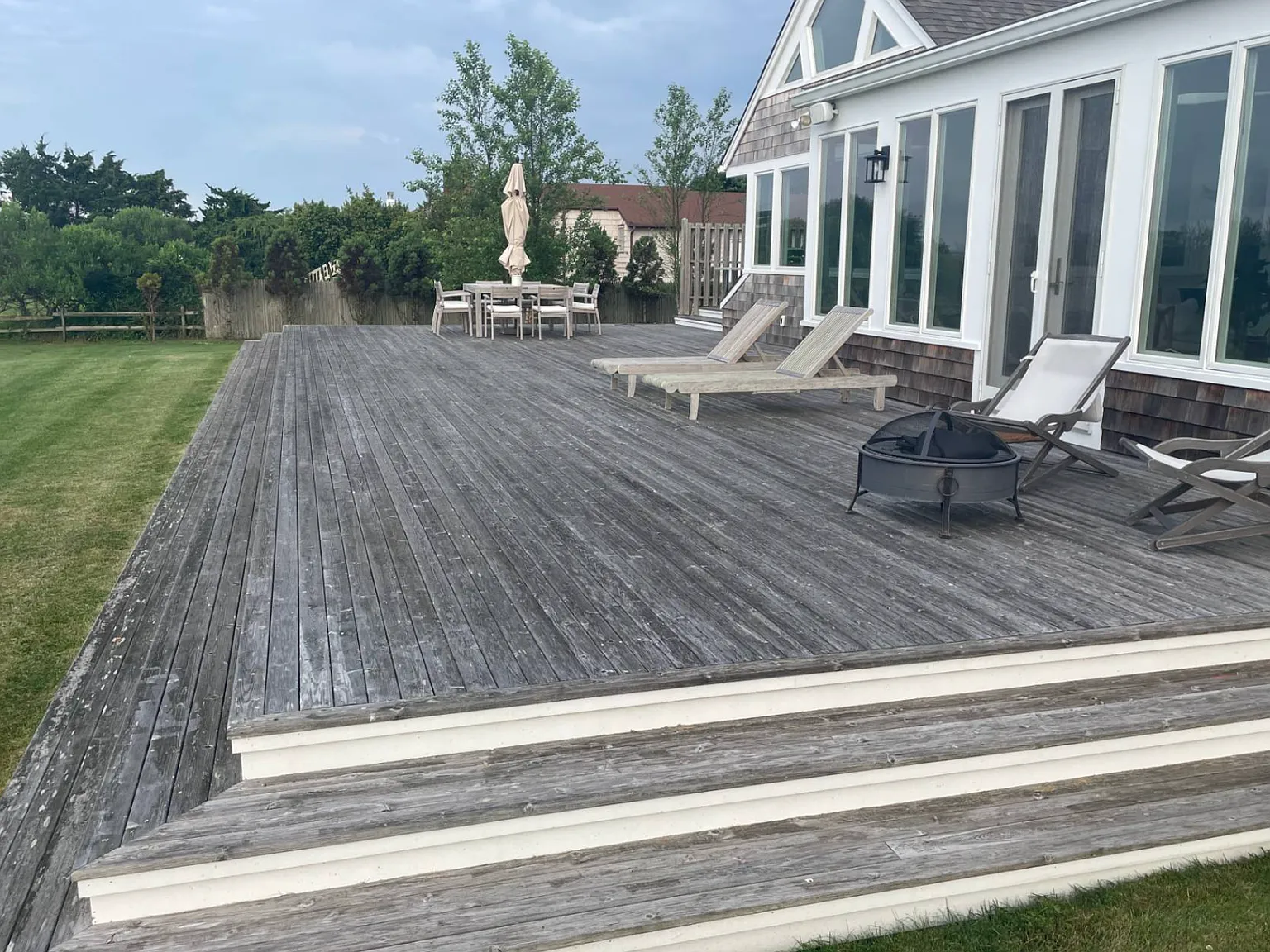 Waterfront Retreat with Pool and Tennis — Photo 3