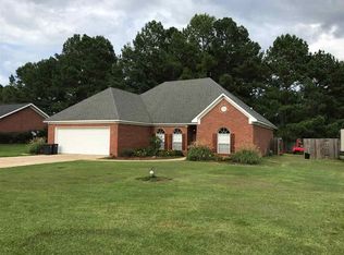 396 Chenoa Ave, Carthage, MS 39051