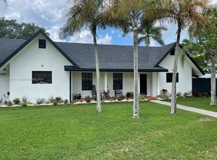 91 NE 16th St, Homestead, FL 33030