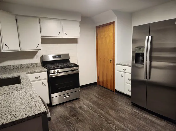 430 3rd Ave, Carnegie, PA 15106