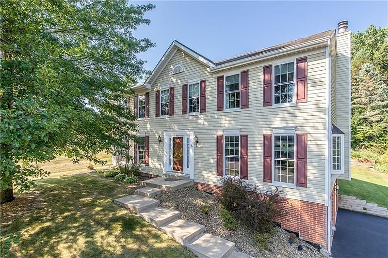 1st image of 281 Shady Glen Dr