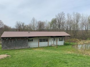 17445 Station Rd, Centerville, PA 16404
